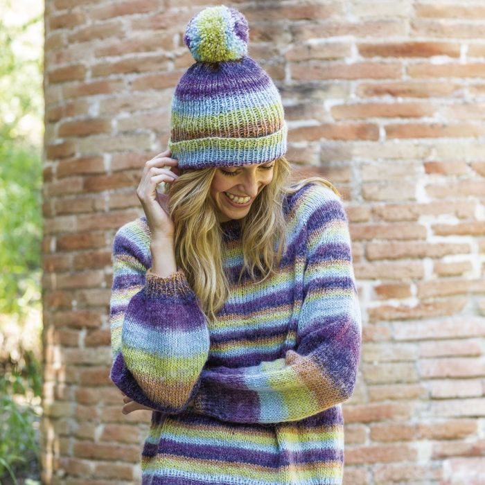 Sweater with cap for ladies outlet