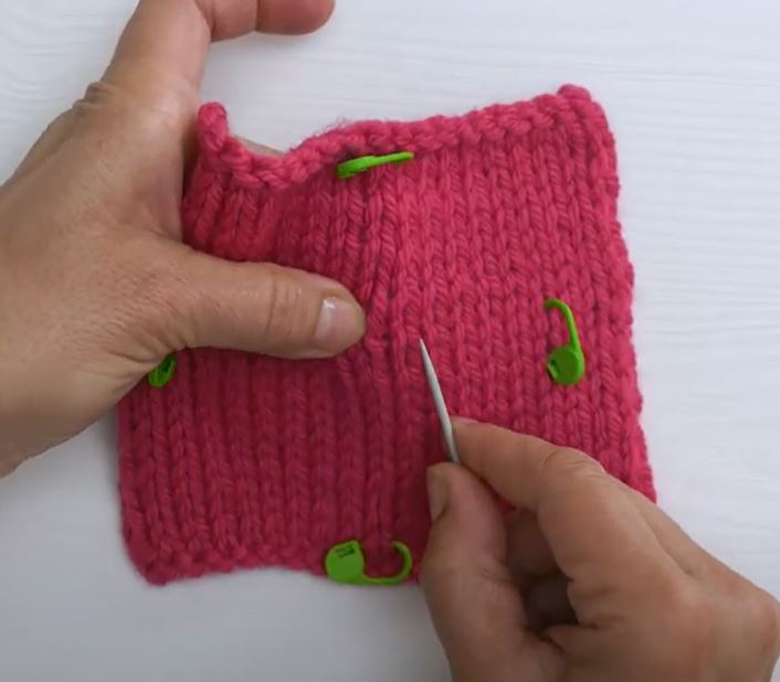 How to Count the Number of Stitches and Rows on Your 4x4” Gauge Swatch