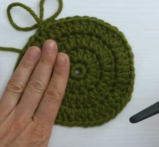 How to Work In Rounds - Crochet