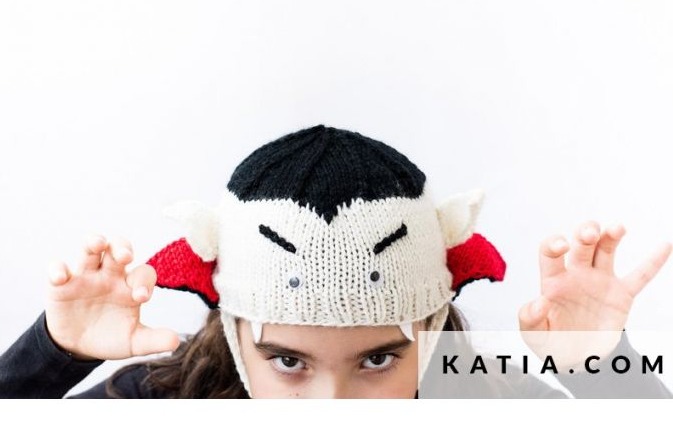 Dracula Hat-Bag Crochet Pattern¦ Katia.com